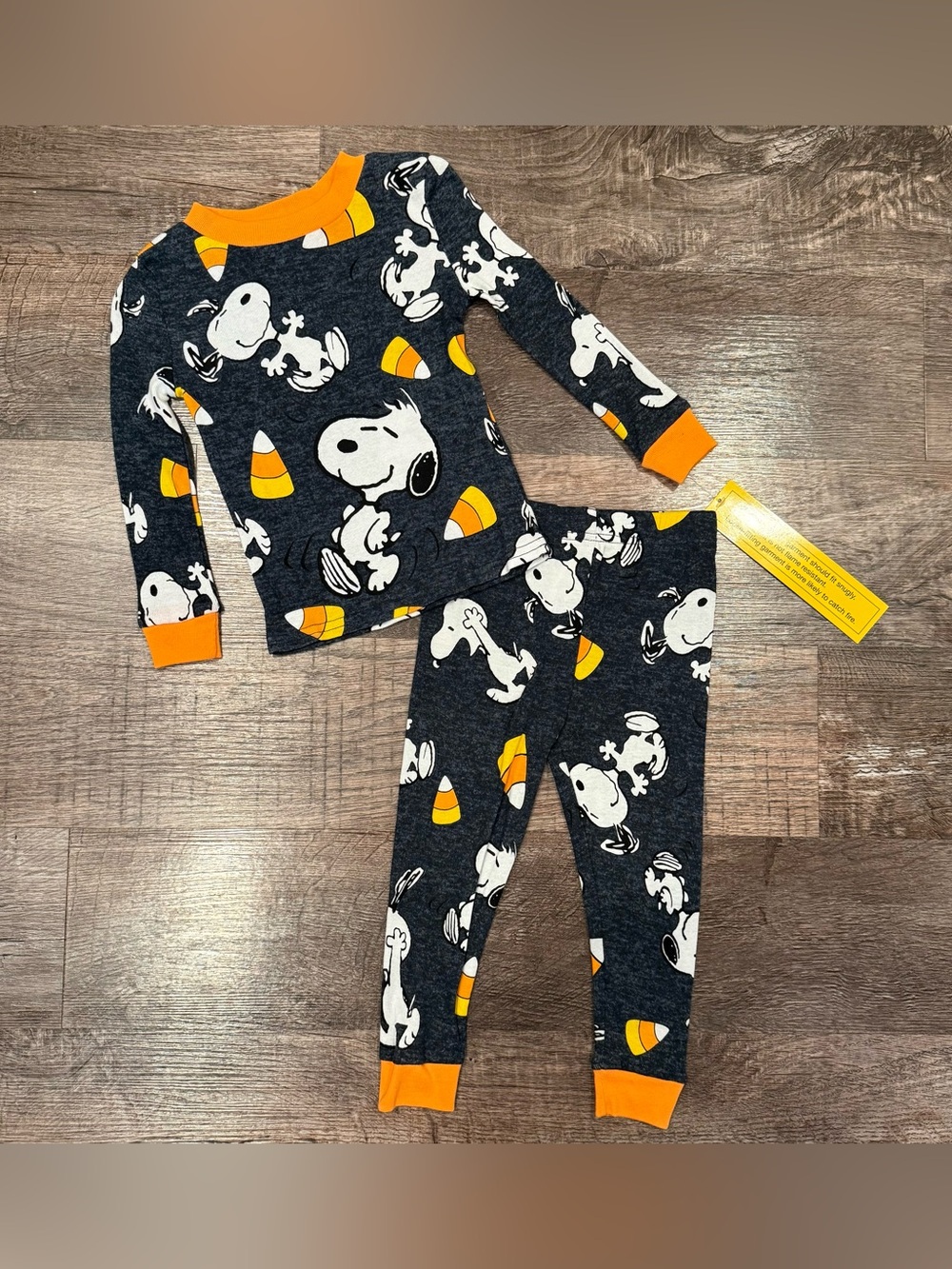NWT Peanuts Halloween Toddler 2 Piece Pajama Set Snoopy 2T Candy Corn Unisex